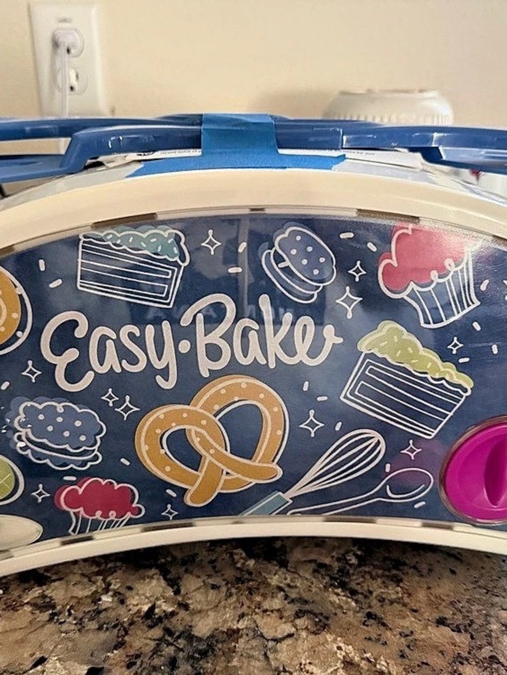 Easy-Bake Ultimate Oven Toy Oven Blue & White